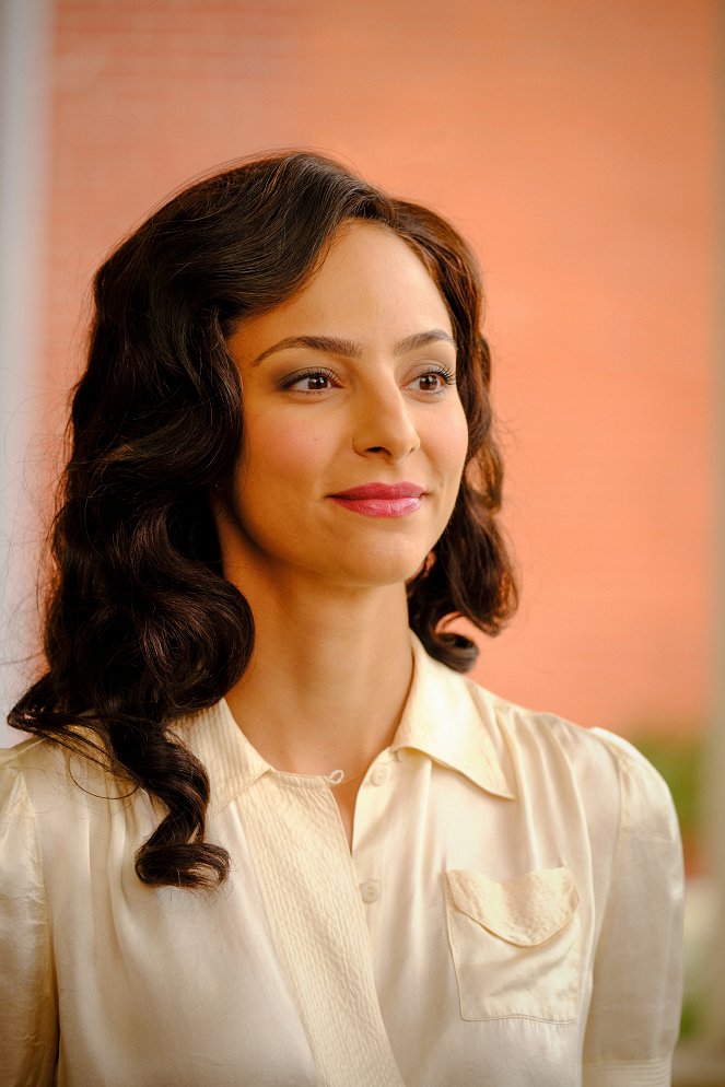 Legends of Tomorrow - It's a Mad, Mad, Mad, Mad Scientist - Photos - Tala Ashe