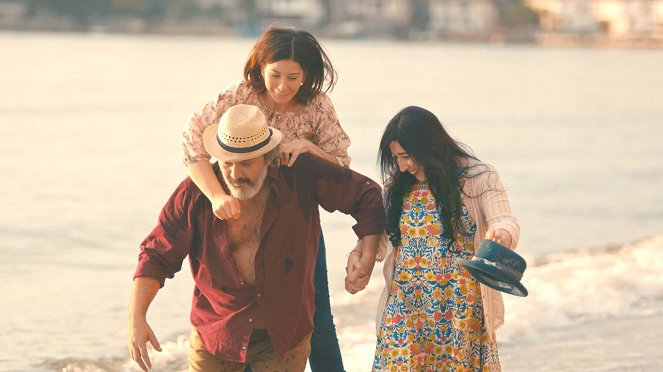 Yaşamak Güzel Şey - De la película