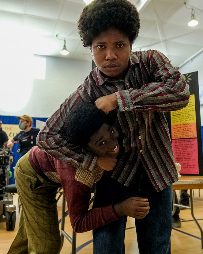 Les Années coup de cœur - Season 1 - Le Concours de sciences - Tournage - Elisha Williams, Jah'Mir Poteat