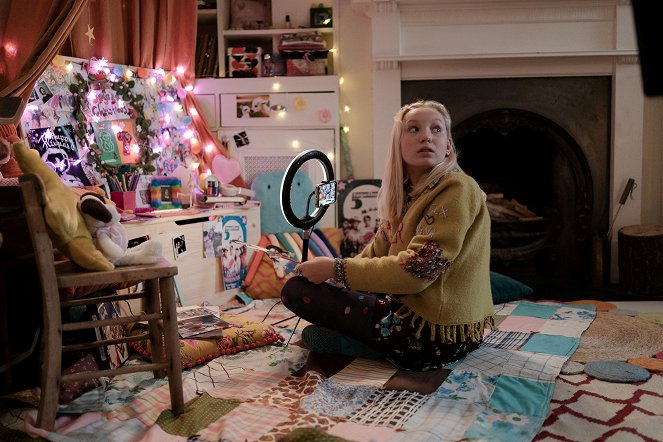 A Christmas Number One - Filmfotos - Helena Zengel