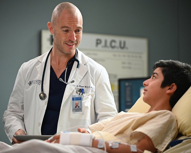 Grey's Anatomy - Die jungen Ärzte - Das Gute feiern - Filmfotos - Richard Flood