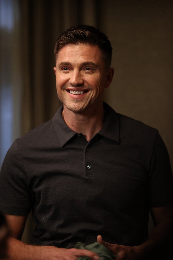 The Rookie - Poetic Justice - Photos - Eric Winter