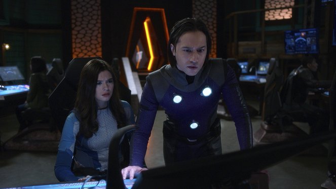 Supergirl - Fear Knot - Z filmu - Nicole Maines, Jesse Rath