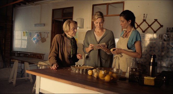 Pan de limón con semillas de amapola - Z filmu - Marilu Marini, Eva Martín, Elia Galera