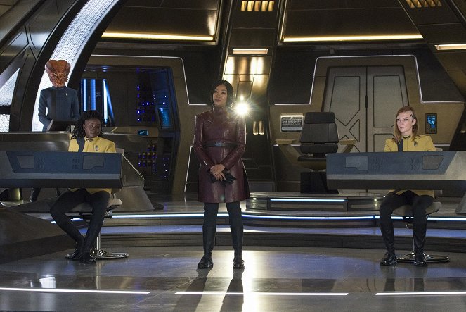 Star Trek: Discovery - Season 4 - Kobayashi Maru - Photos - Oyin Oladejo, Sonequa Martin-Green, Emily Coutts