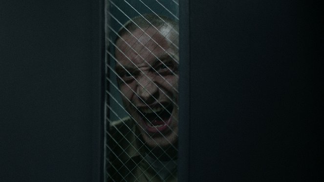 Caged - De la película