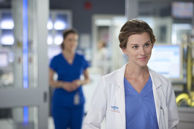 Saving Hope - Start Me Up - Photos