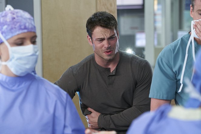 Saving Hope - Rock and a Hard Place - Filmfotók