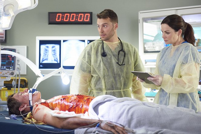 Saving Hope, au-delà de la médecine - En mille morceaux, partie 1 - Film