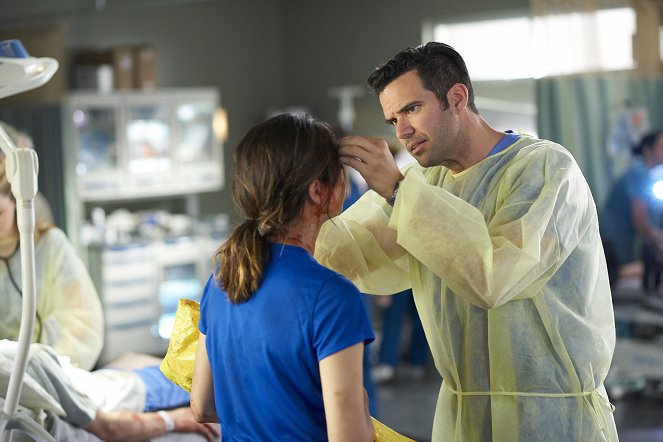 Saving Hope - Shattered - Filmfotos