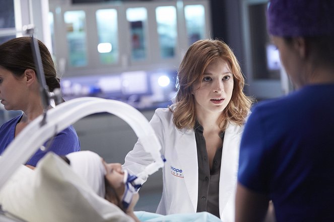 Saving Hope - Emotional Rescue - Photos