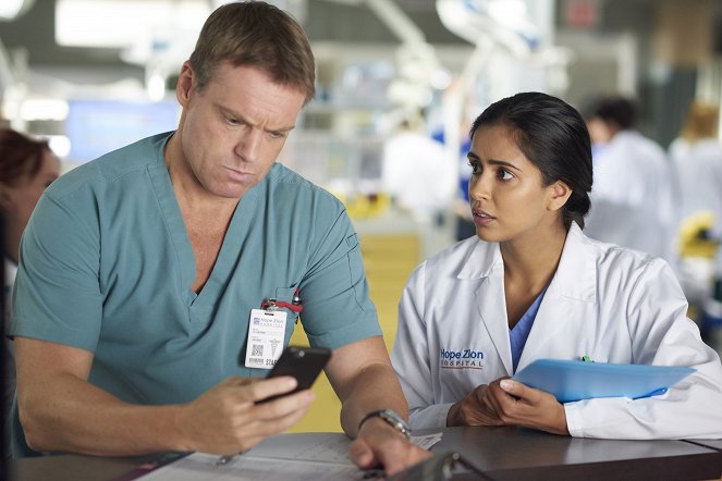 Saving Hope - Season 4 - Shine a Light - Filmfotók