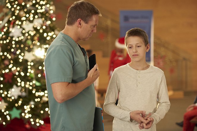 Saving Hope, au-delà de la médecine - Un miracle pour Noël - Film