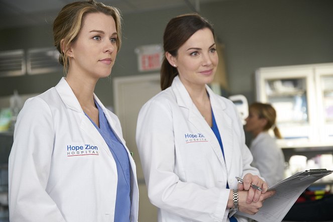 Saving Hope - Torn and Frayed - Filmfotók