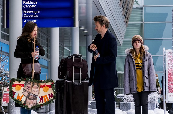 Wenn das fünfte Lichtlein brennt - Filmfotók - Meike Droste, Max von Pufendorf, Elisabeth Bellé