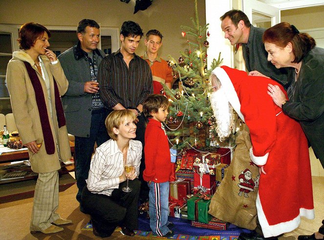 In aller Freundschaft - Season 7 - Wunderbare Weihnacht überall - Photos