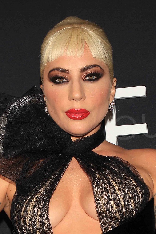 Klan Gucci - Z akcií - New York Premiere of "House of Gucci" on November 16, 2021 - Lady Gaga