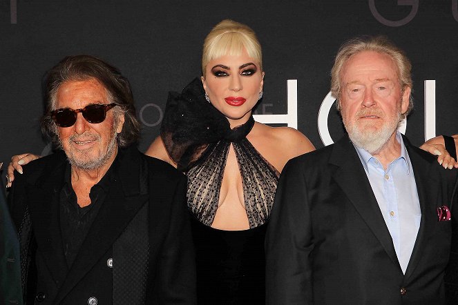 Klan Gucci - Z akcií - New York Premiere of "House of Gucci" on November 16, 2021 - Al Pacino, Lady Gaga, Ridley Scott