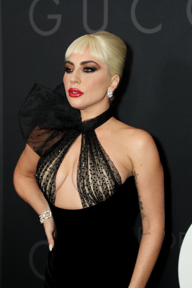 Dom Gucci - Z imprez - New York Premiere of "House of Gucci" on November 16, 2021 - Lady Gaga