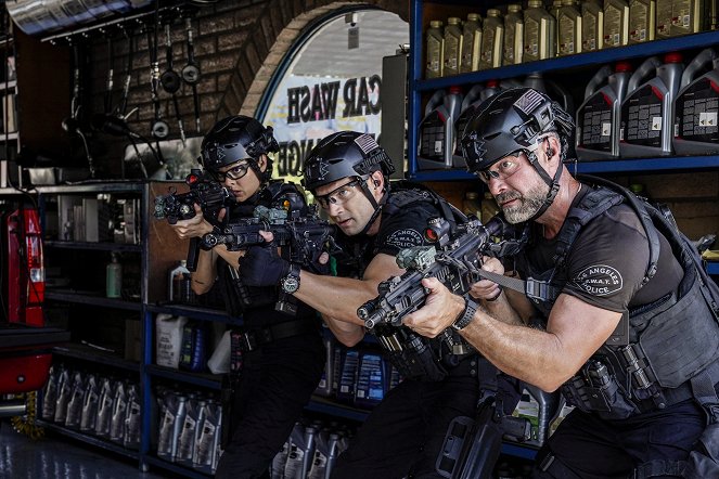 SWAT - Különleges egység - Sentinel - Filmfotók - Lina Esco, Alex Russell, Jay Harrington