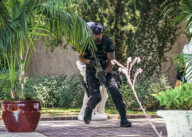 S.W.A.T. - West Coast Offense - Photos - Shemar Moore