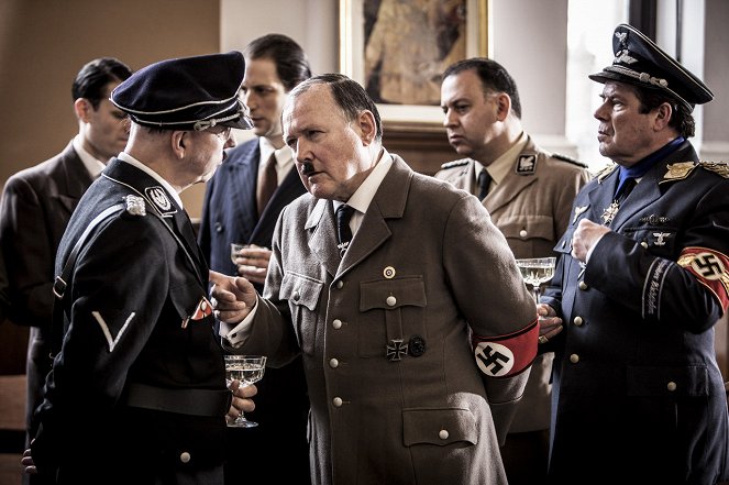 Hitler’s Circle of Evil - Meltdown - De la película