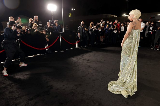 Klan Gucci - Z akcií - Los Angeles premiere of MGM's 'House of Gucci' at Academy Museum of Motion Pictures on November 18, 2021 in Los Angeles, California - Lady Gaga