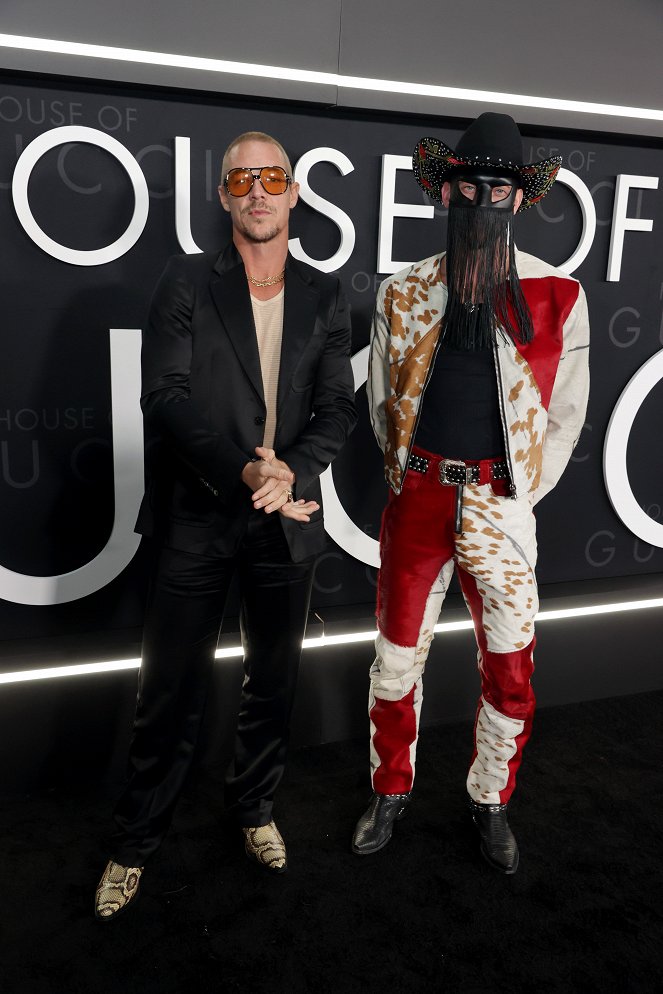 House of Gucci - Tapahtumista - Los Angeles premiere of MGM's 'House of Gucci' at Academy Museum of Motion Pictures on November 18, 2021 in Los Angeles, California - Diplo, Orville Peck