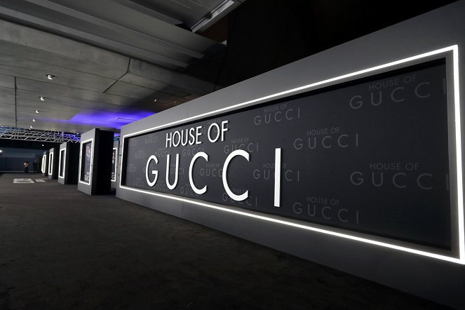 Klan Gucci - Z akcií - Los Angeles premiere of MGM's 'House of Gucci' at Academy Museum of Motion Pictures on November 18, 2021 in Los Angeles, California