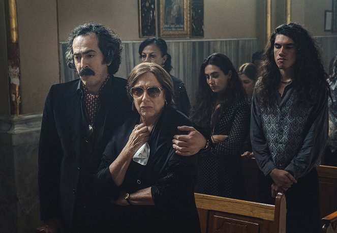 Luis Miguel - The Series - Season 2 - Qué nivel de mujer - Photos