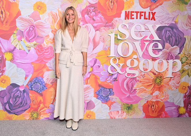 Seks, miłość i goop - Z imprez - Sex, Love & goop Special Screening Hosted By Gwyneth Paltrow on October 21, 2021, Brentwood, California - Gwyneth Paltrow