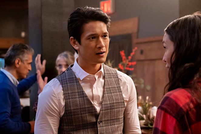 Love Hard - Do filme - Harry Shum Jr.