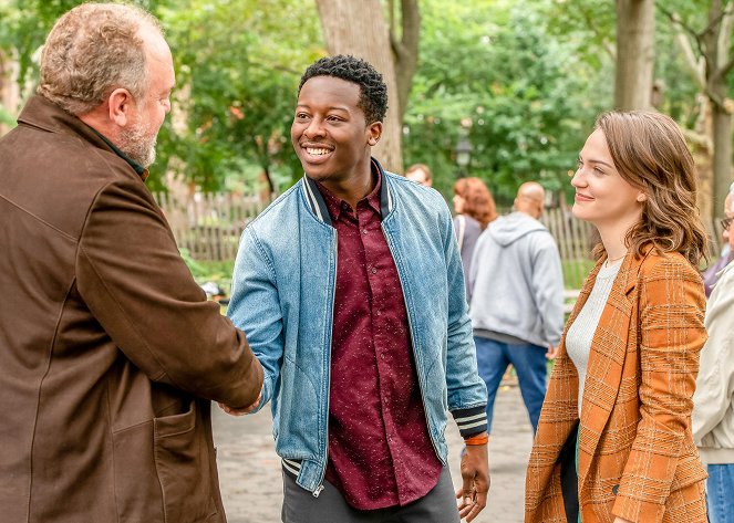 God Friended Me - Season 1 - King's Gambit - Photos