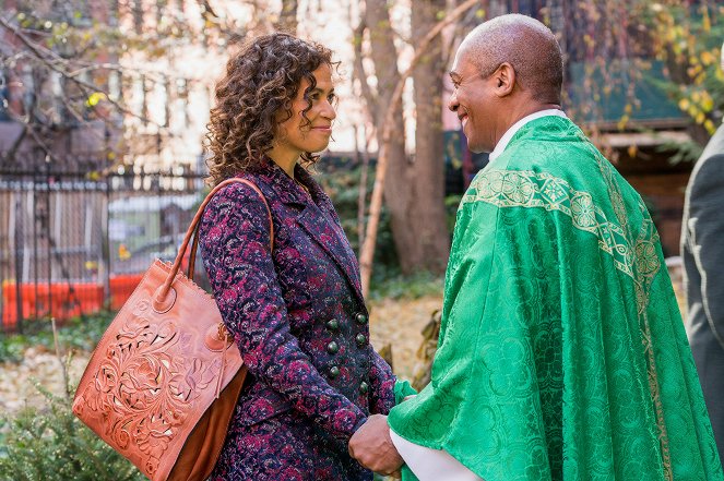 God Friended Me - Miracle on 123rd Street - Photos