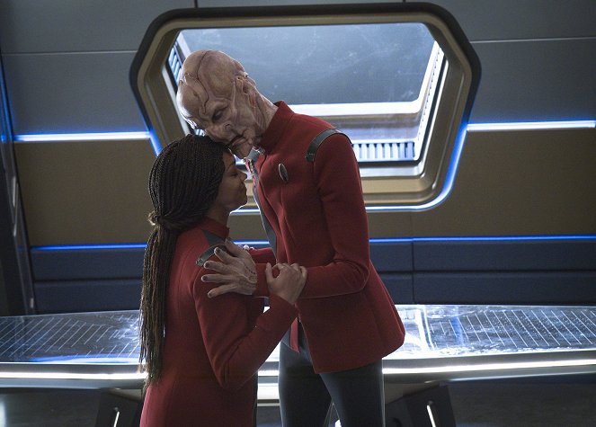 Star Trek: Discovery - Season 4 - Anomaly - Photos - Sonequa Martin-Green, Doug Jones