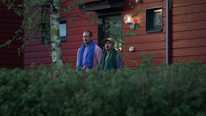 Luottomies - Mopojengi - Kuvat elokuvasta - Antti Luusuaniemi, Kari Ketonen