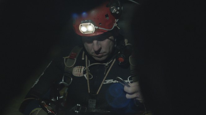 Na ratunek: Misja w jaskini - Z filmu
