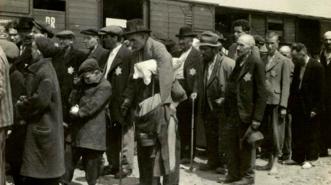 Příběhy 20. století - Červený kříž a likvidace ghetta Theresienstadt - Kuvat elokuvasta