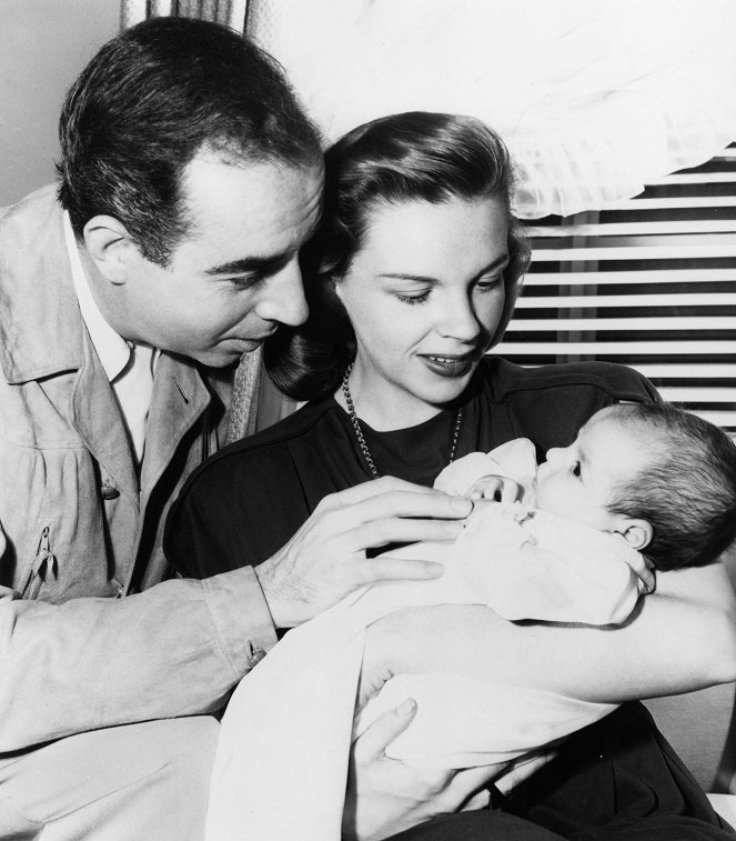 Iconic Couples - Judy Garland & Vincente Minnelli - Photos - Vincente Minnelli, Judy Garland