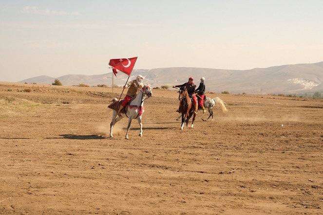 An Anatolian Tale - Season 2 - İnsanın Yükleri - Photos