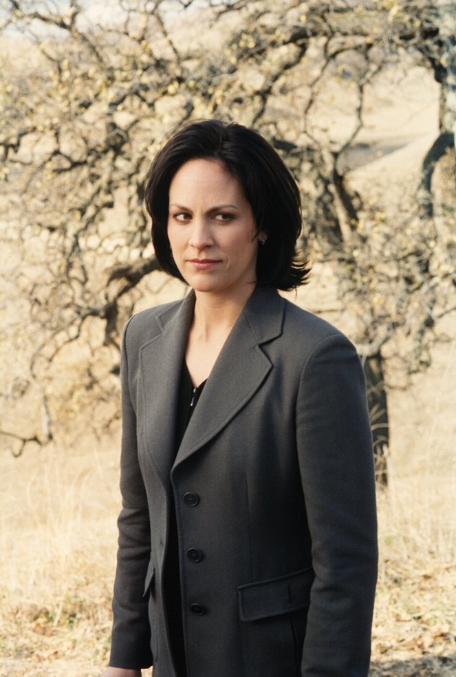 The X-Files - This Is Not Happening - Van film - Annabeth Gish