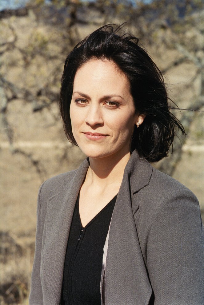 Expediente X - This Is Not Happening - Promoción - Annabeth Gish