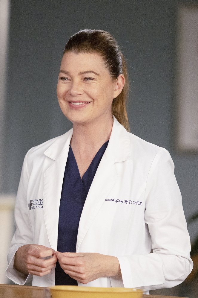 Grey's Anatomy - Season 18 - It Came Upon a Midnight Clear - Photos - Ellen Pompeo