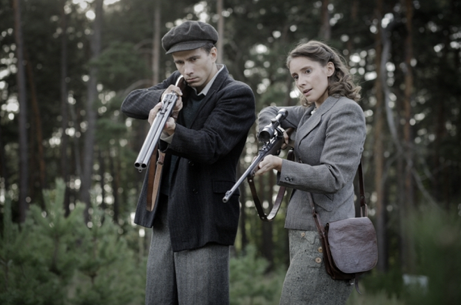 War Girls - Episode 13 - Photos - Piotr Nerlewski, Aleksandra Pisula