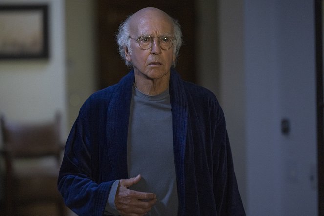Curb Your Enthusiasm - Season 11 - The Five-Foot Fence - Photos - Larry David