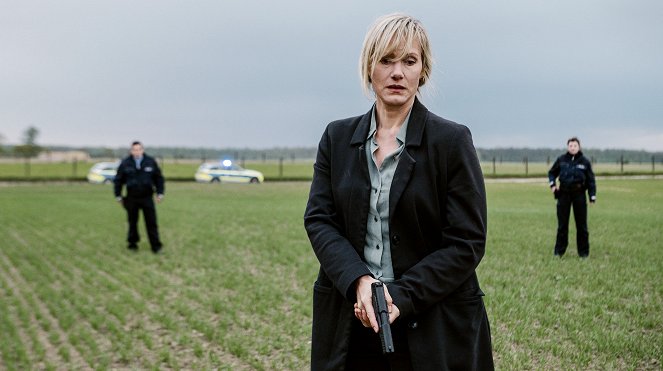 Tatort - Season 53 - Gier und Angst - Photos - Anna Schudt