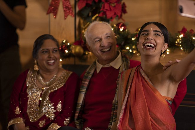 Christmas Reservations - De la película - Michael Gross, Nida Khurshid