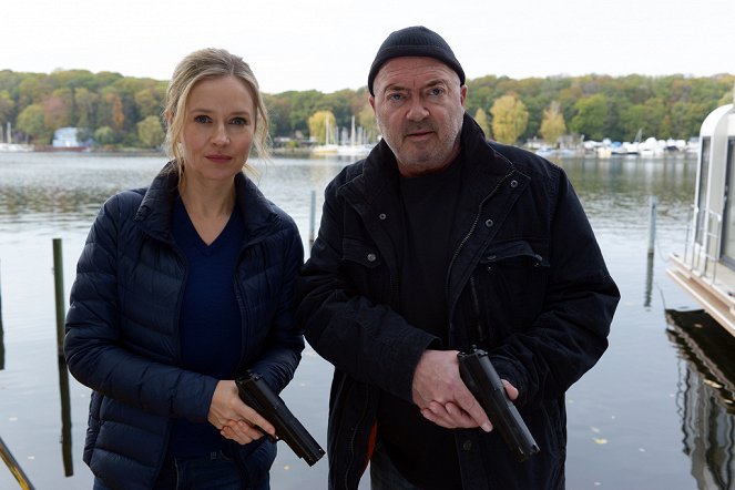 Ein starkes Team - Die letzte Runde - Werbefoto - Stefanie Stappenbeck, Florian Martens