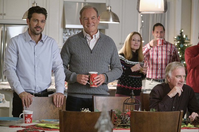 A Timeless Christmas - Do filme - Ryan Paevey