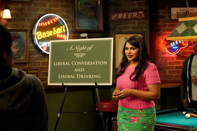 It's Always Sunny in Philadelphia - The Gang Makes Paddy's Great Again - Z filmu - Mindy Kaling